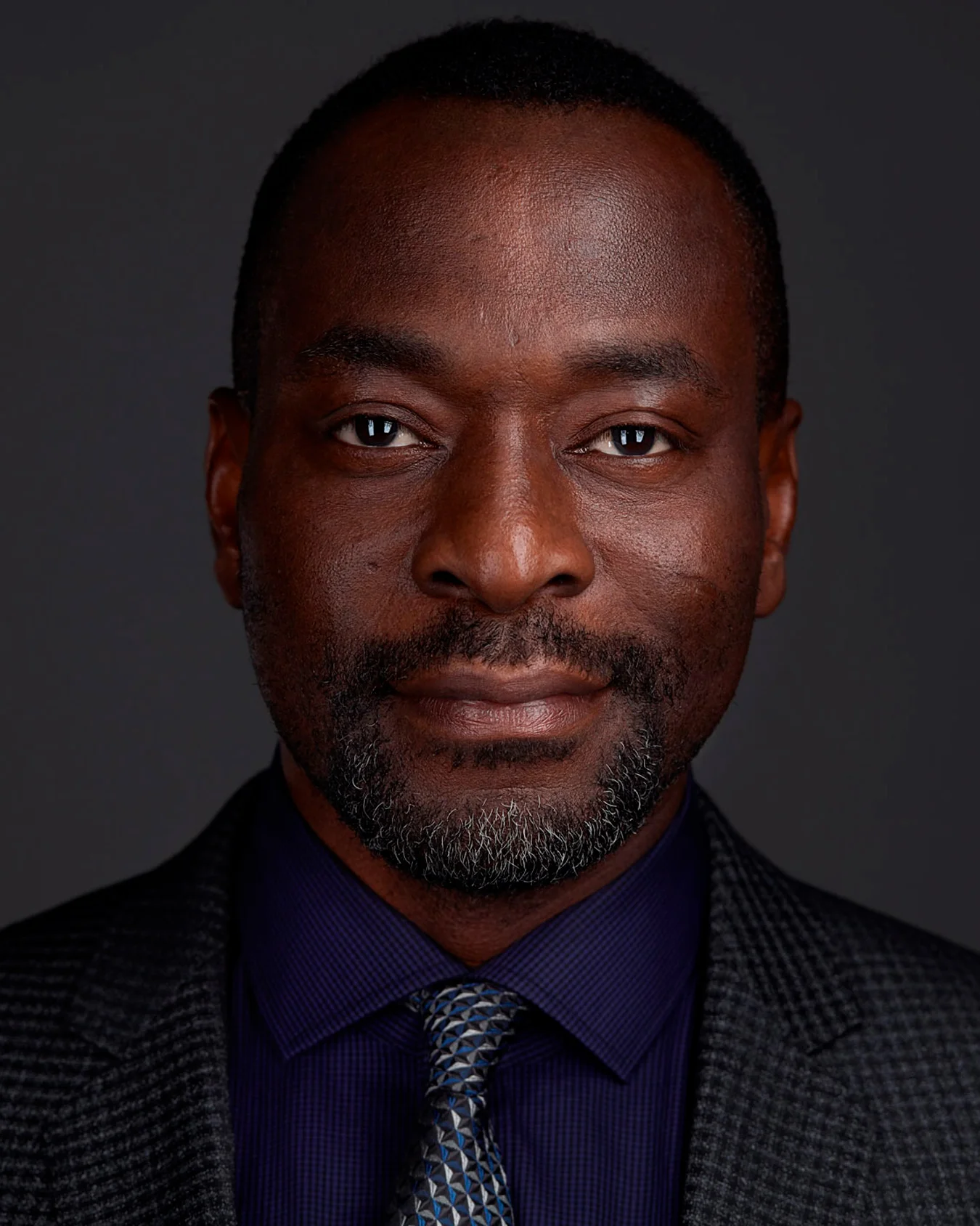 Professional LinkedIn photo - headshot photoshoot Arnhem
