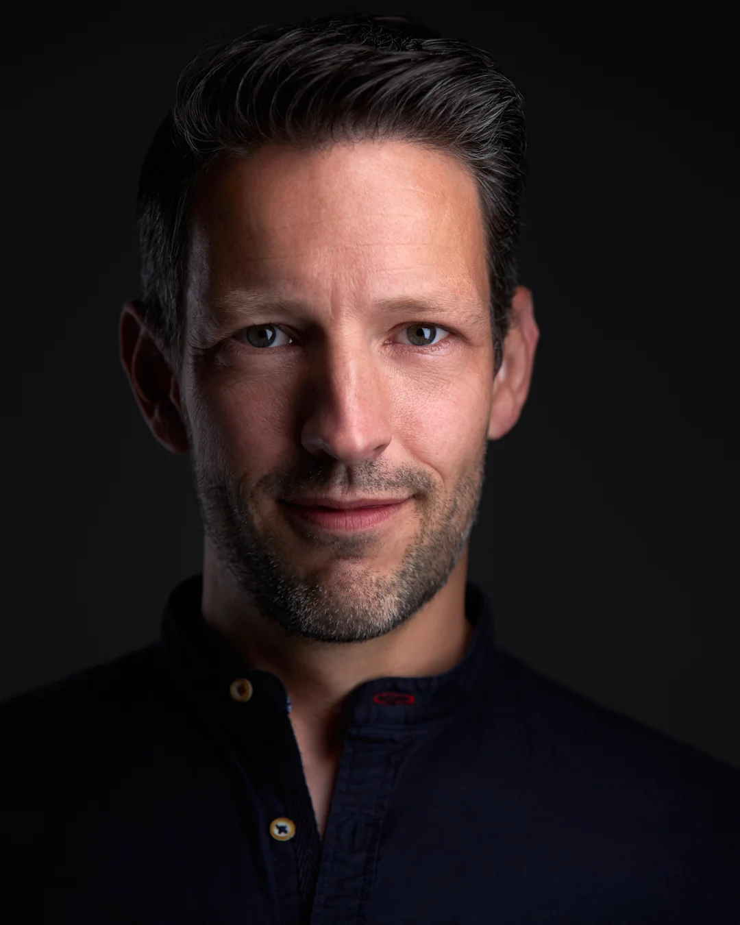 LinkedIn headshot photography - professional headshot