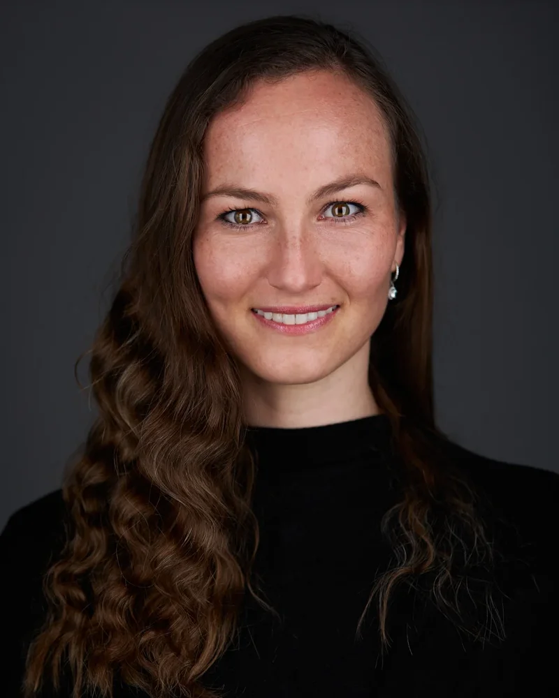 LinkedIn profielfoto vrouw - professionele uitstraling