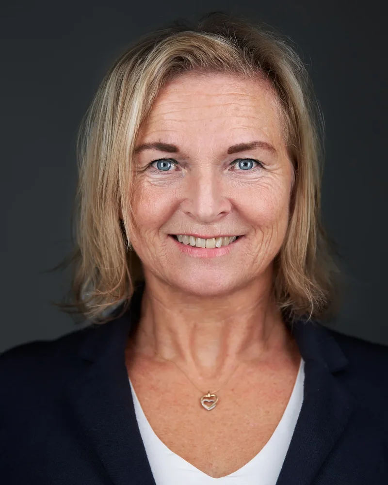 Executive LinkedIn profielfoto vrouw - professionele headshot