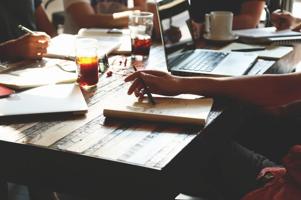 WHY YOU NEED TO START THINKING ABOUT YOUR PERSONAL BRAND